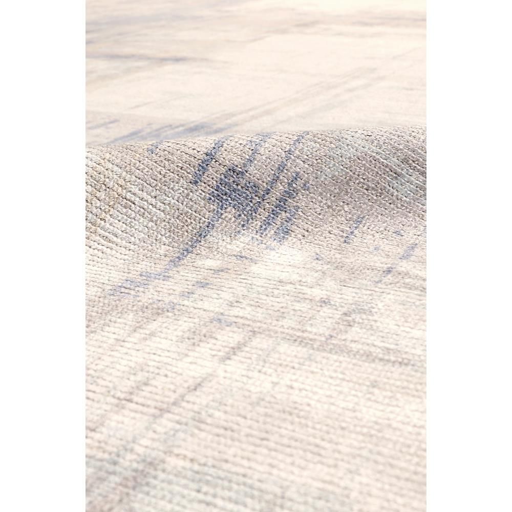 Modern Hand-Loomed Area Rug